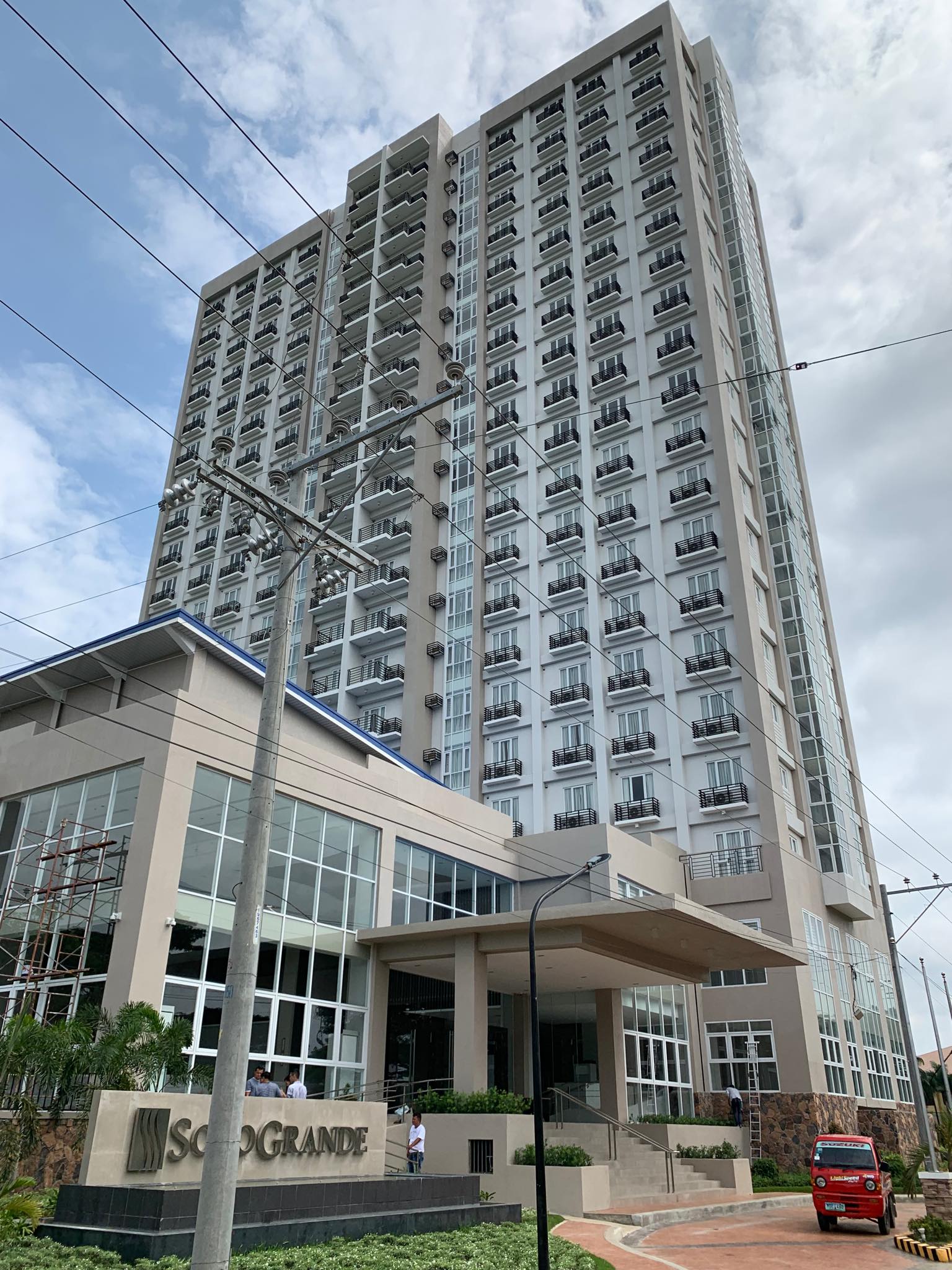 DAVAO-20-STOREY-RESIDENCES-2015.jpg
